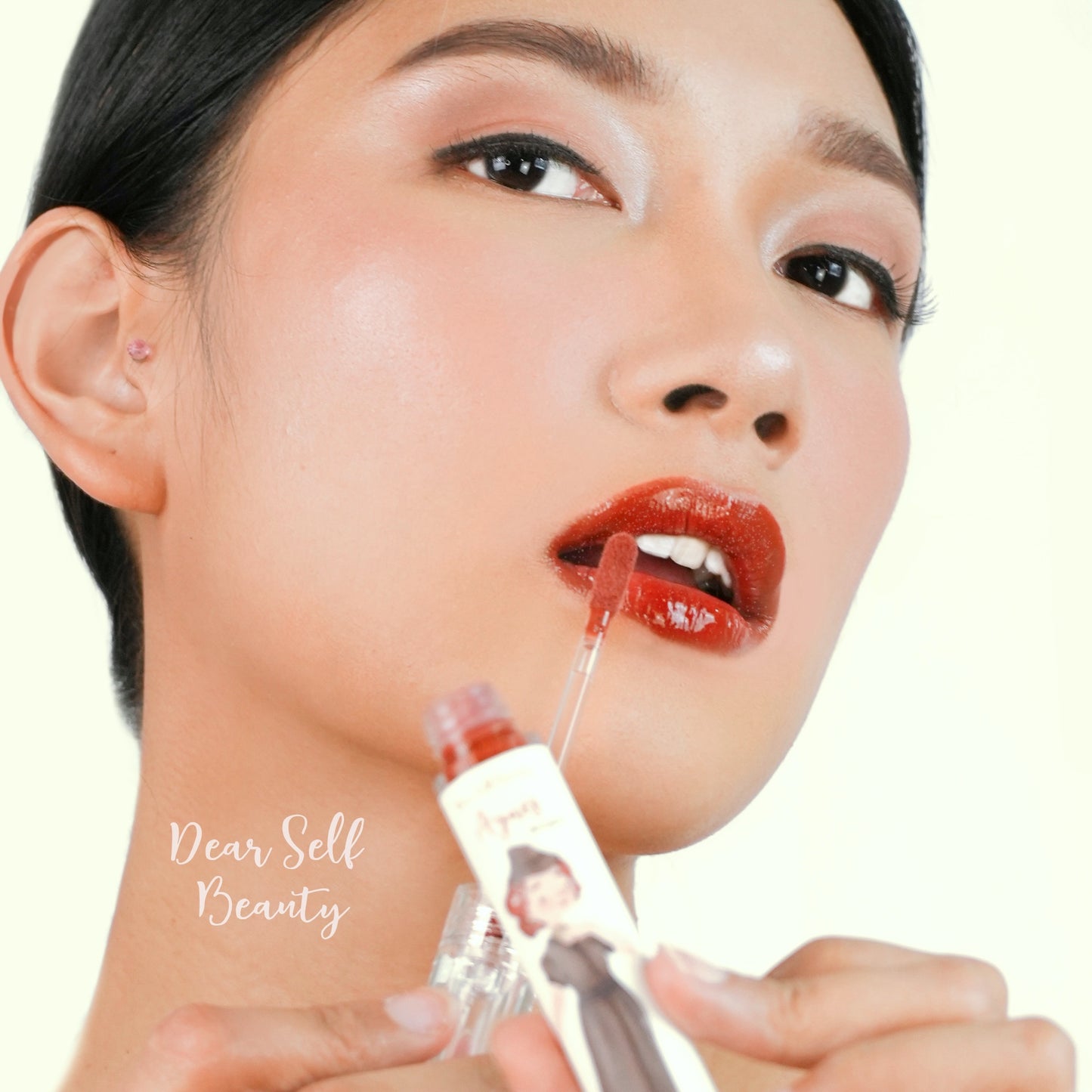 Dear Self Beauty Deargloss